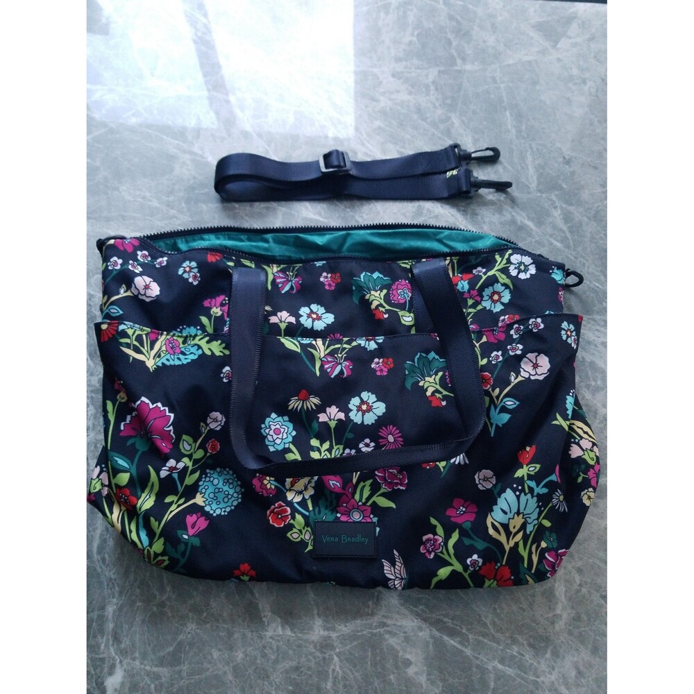 Vera Bradley tote nwot